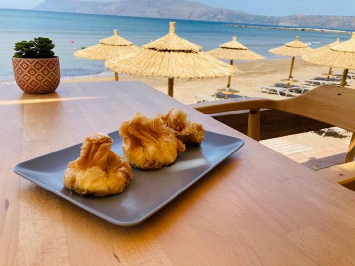 Molos Beach Rooms 키사모스 외부 사진