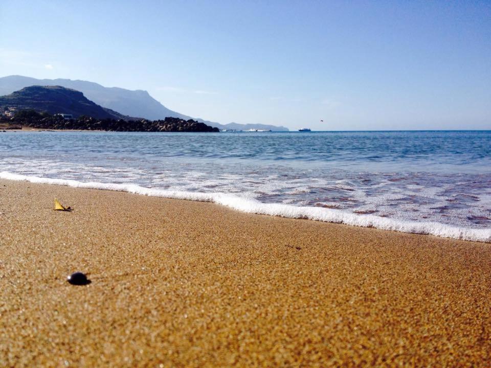 Molos Beach Rooms 키사모스 외부 사진
